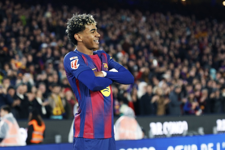 开云app-脚下生花！五大联赛成功盘带次数最多的球员：亚马尔94次断层领先