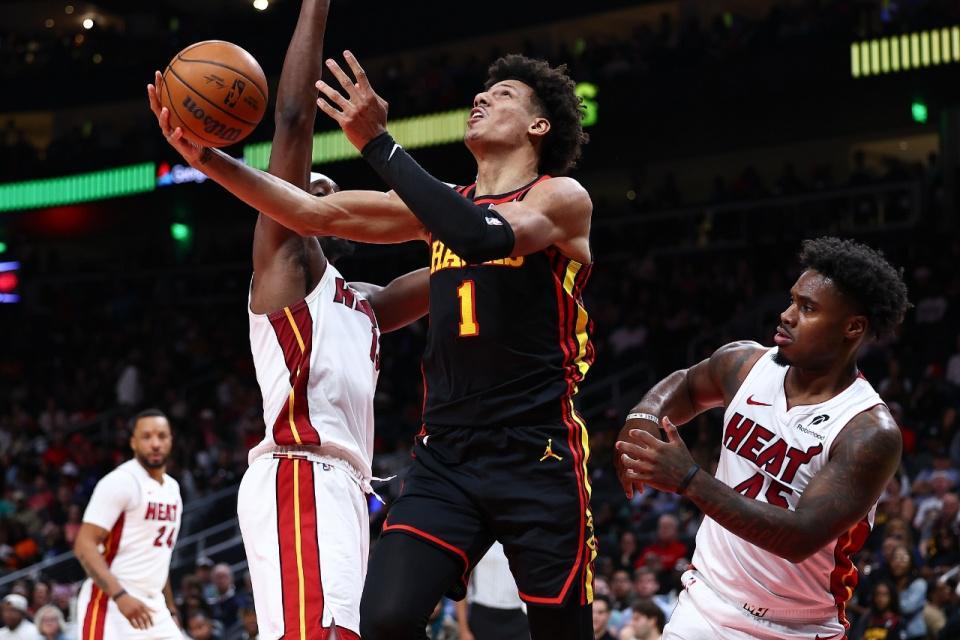 kaiyun-第30胜！希罗复出24分热火31分大胜老鹰 杰伦16+16+11